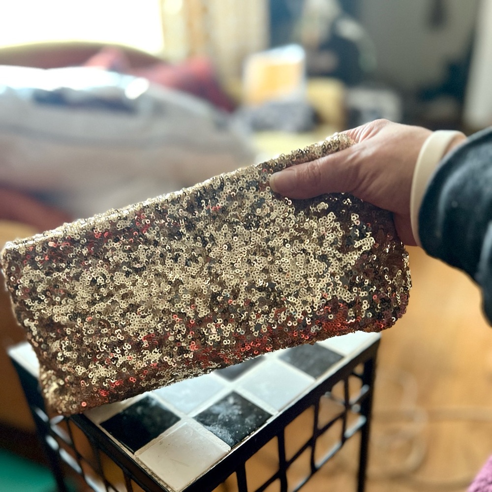 Victoria’s Secret Gold Sequin Clutch - Picture 14 of 16